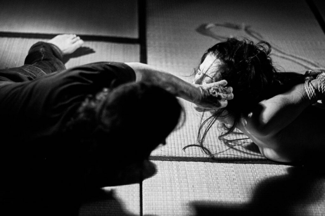 Wykd Dave ties up Natasha NAWATANEKO for Norio Sugiura Workshop on Aesthetics of Kinbaku in Kinbaku Lounge Copenhagen 2018