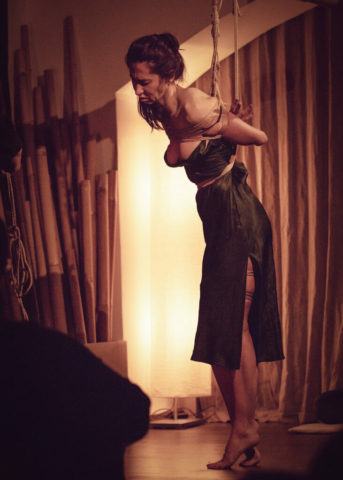 Woman in green dress, tied up, Bondage, Kinbaku, Shibari