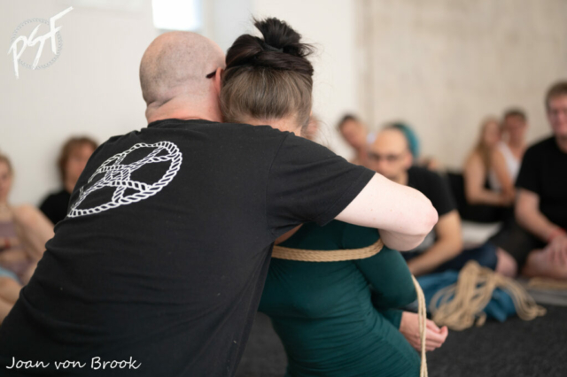 DiscoverKinbaku teaching at Prague Shibari Festival